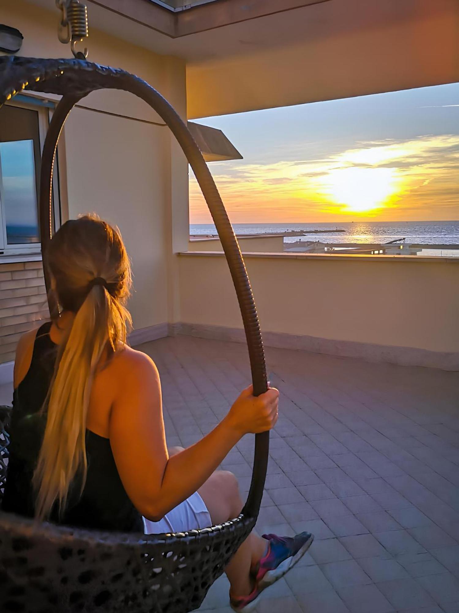 Апартаменти Vuel Sea View House -10 Minutes From The Airport Ф'юмічіно Екстер'єр фото